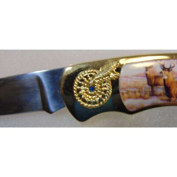 Wildlife Lockback Buck Deer Knife Collectible Tin Stainless Steel Blade Feathers - Picture 8 of 12